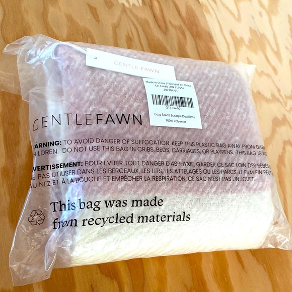 Huntington Gentle fawn scarf 🇨🇦 - Picture 3 of 4